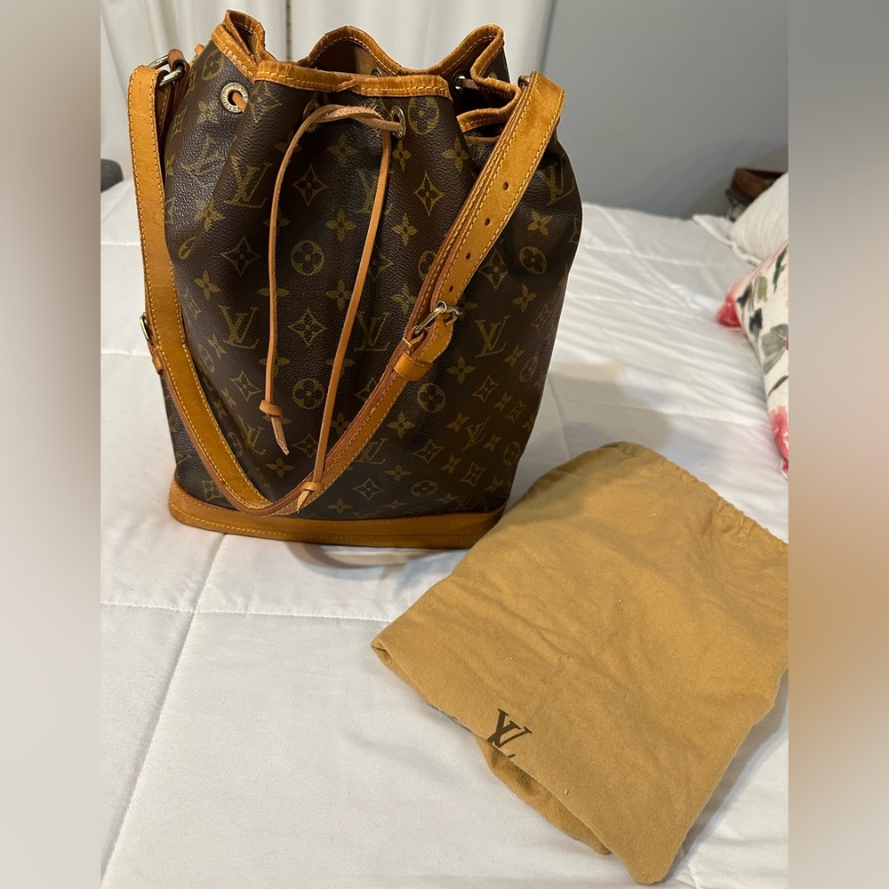 Authentic Louis Vuitton Noe Gm